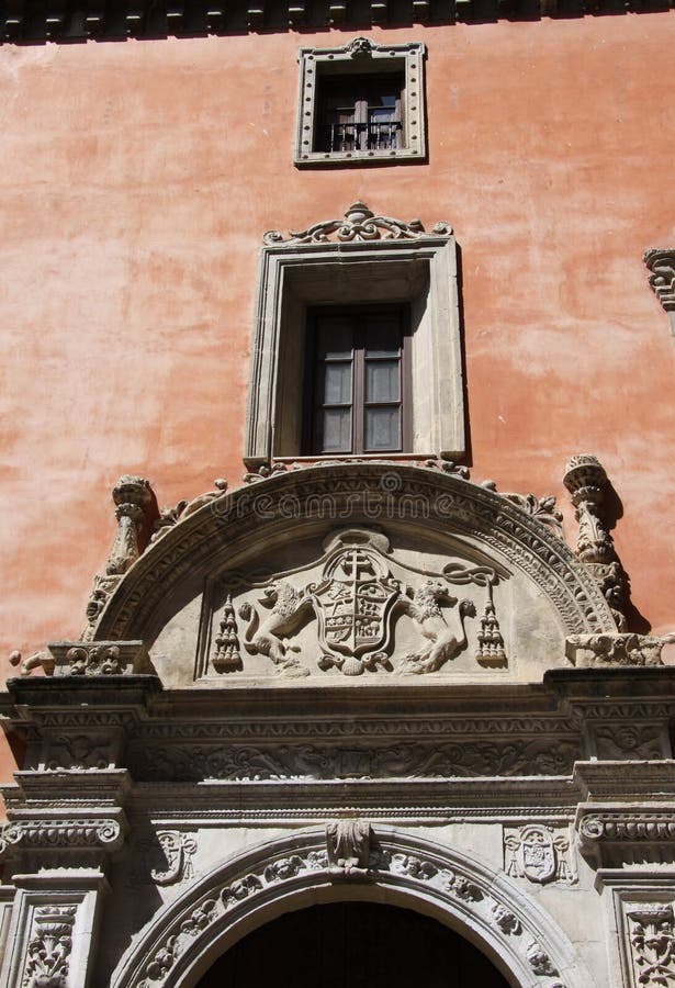 Fragment av arkitektur i den forntida spanska staden av Granada Stadssikt av Granada - en av den mest härliga och mest forntida c arkivfoton Fragment av arkitektur i den forntida spanska staden av Granada Stadssikt av Granada - en av den mest härliga och mest forntida c arkivfoton