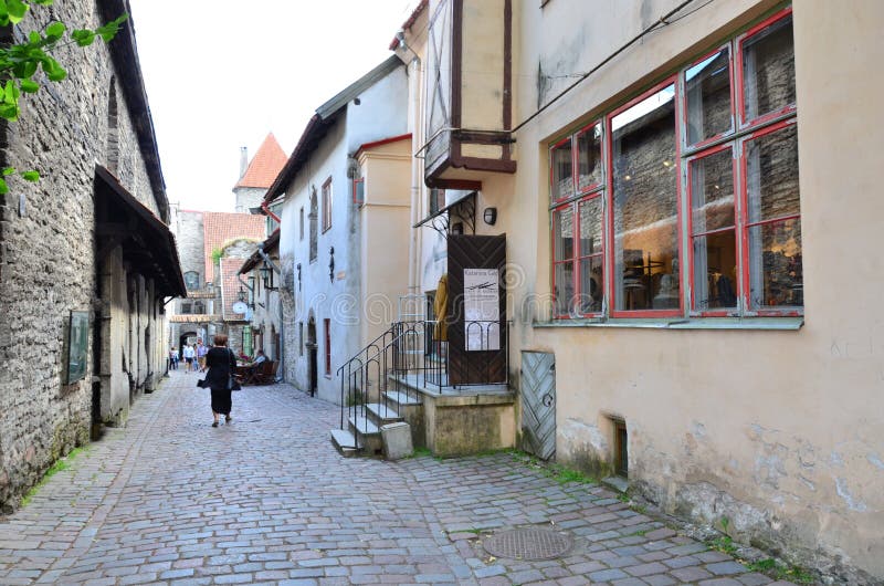 Fragment de la vieille ville - la partie antique de Tallinn, la capitale de l'Estonie images libres de droits Fragment de la vieille ville - la partie antique de Tallinn, la capitale de l'Estonie images libres de droits