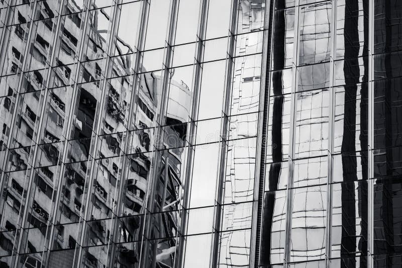 Fragmento preto e branco da arquitetura moderna fotos de stock royalty free