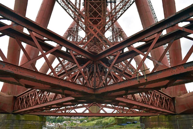 The Forth rail bridge started construction on 1883 and was opened on 1890 by Prince of Wales . It is a UNESCO world heritage site and 57 lives were lost in its construction . 53.000 tonnes of steel and 6.5 million rivets were used in its construction. The Forth rail bridge started construction on 1883 and was opened on 1890 by Prince of Wales . It is a UNESCO world heritage site and 57 lives were lost in its construction . 53.000 tonnes of steel and 6.5 million rivets were used in its construction