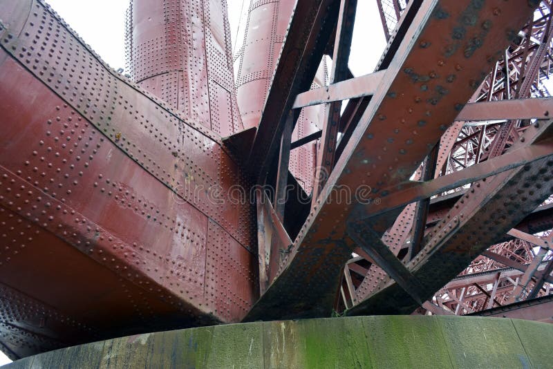 The Forth rail bridge started construction on 1883 and was opened on 1890 by Prince of Wales . It is a UNESCO world heritage site and 57 lives were lost in its construction . 53.000 tonnes of steel and 6.5 million rivets were used in its construction. The Forth rail bridge started construction on 1883 and was opened on 1890 by Prince of Wales . It is a UNESCO world heritage site and 57 lives were lost in its construction . 53.000 tonnes of steel and 6.5 million rivets were used in its construction