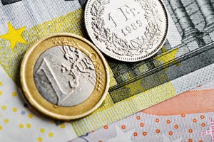 Franc Suisse Contre L euro Photo Stock Image Du change 53624030