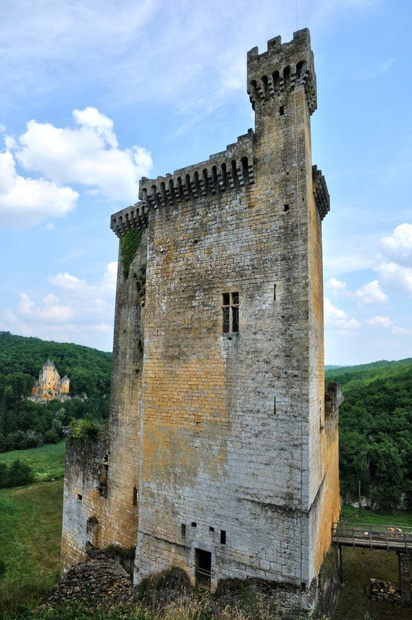 Frances, château pittoresque de Commarque dans Dordogne photo stock Frances, château pittoresque de Commarque dans Dordogne photo stock