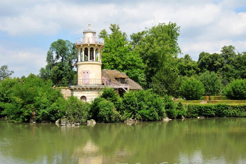Frances, le domaine de Marie Antoinette dans le parc de la PA de Versailles photos stock Frances, le domaine de Marie Antoinette dans le parc de la PA de Versailles photos stock