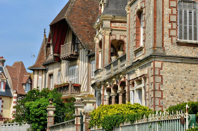 Francja, malowniczy miasto Cabourg w Normandie obrazy stock Francja, malowniczy miasto Cabourg w Normandie obrazy stock