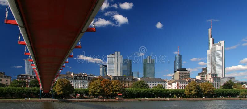 Centro puente.