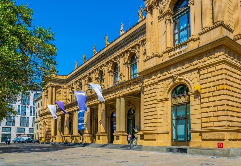 Frankfurt duitsland op 18 augustus 2018 : beursbouw in frankfurt - duitsland royalty-vrije stock afbeeldingen