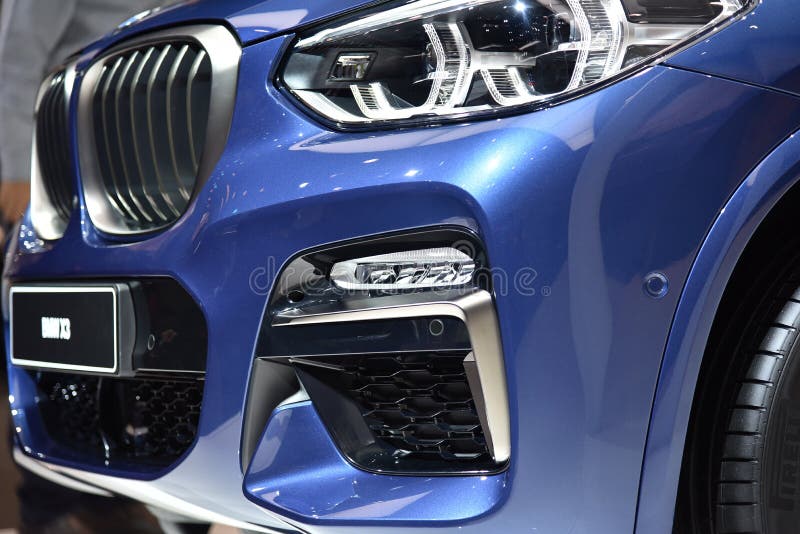Франкфурт, Германия, 12-2017 сентября: BMW X3 на IAA 2017. Франкфурт, Германия, 12-2017 сентября: BMW X3 представлен на выставке IAA 2017 стоковое фото Франкфурт, Германия, 12-2017 сентября: BMW X3 на IAA 2017. Франкфурт, Германия, 12-2017 сентября: BMW X3 представлен на выставке IAA 2017 стоковое фото