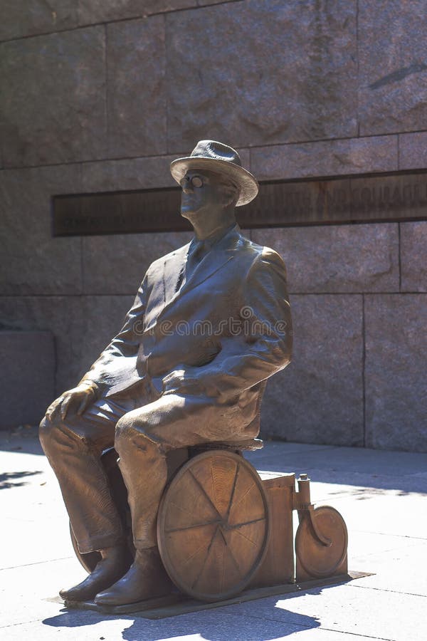 Franklin Delano Roosevelt statue