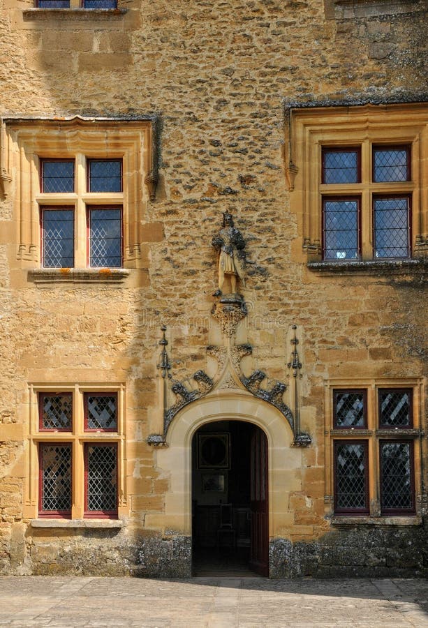 Frankrijk, schilderachtig kasteel van Puymartin in Dordogne royalty-vrije stock afbeelding Frankrijk, schilderachtig kasteel van Puymartin in Dordogne royalty-vrije stock afbeelding