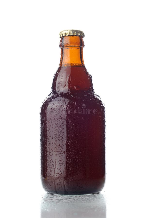 Frasco de cerveja pequeno fotografia de stock Frasco de cerveja pequeno fotografia de stock