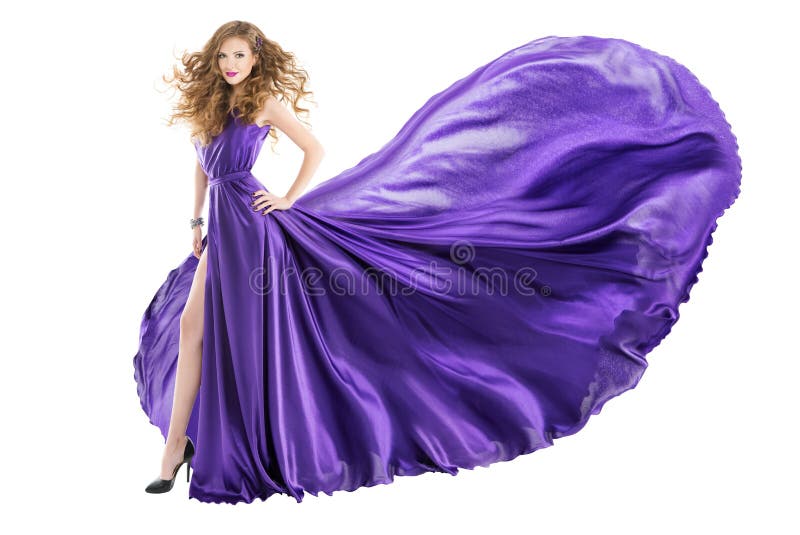 Frauen-purpurrotes Kleid, Mode-Modell im langen wellenartig bewegenden flatternden Kleid lizenzfreie stockfotografie Frauen-purpurrotes Kleid, Mode-Modell im langen wellenartig bewegenden flatternden Kleid lizenzfreie stockfotografie