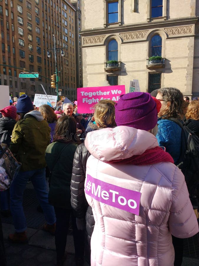 Frauen ` s März, #MeToo, ich auch Hashtag, NYC, NY, USA stockfotografie Frauen ` s März, #MeToo, ich auch Hashtag, NYC, NY, USA stockfotografie