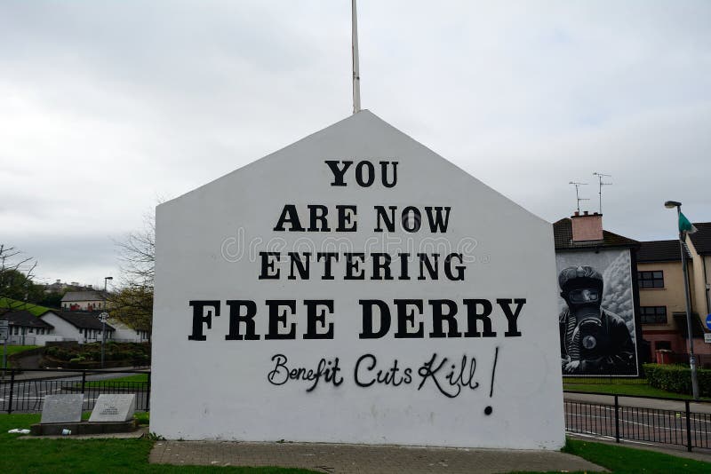 Fly to city of derry