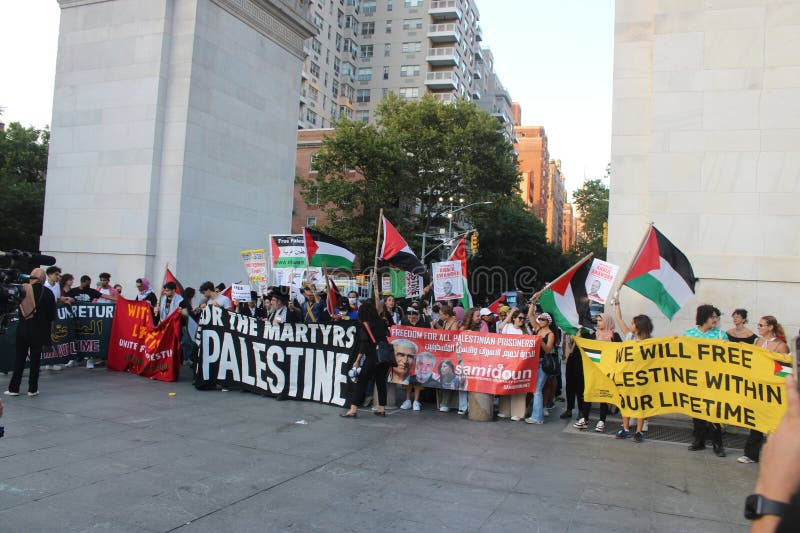 Free Palestine Rally Washington Square Park Editorial Photography ...
