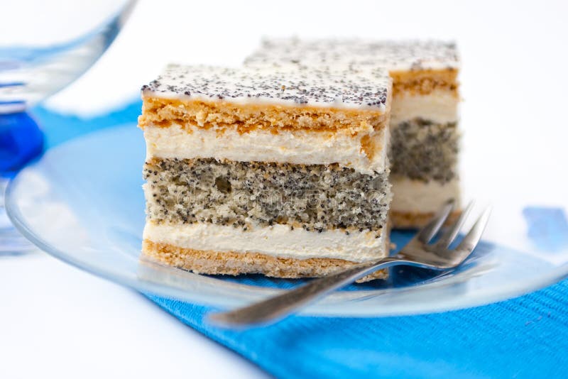 French poppy seed cake