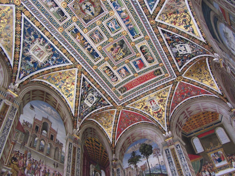 Frescos de la biblioteca de Piccolomini en Siena fotos de archivo libres de regalías Frescos de la biblioteca de Piccolomini en Siena fotos de archivo libres de regalías