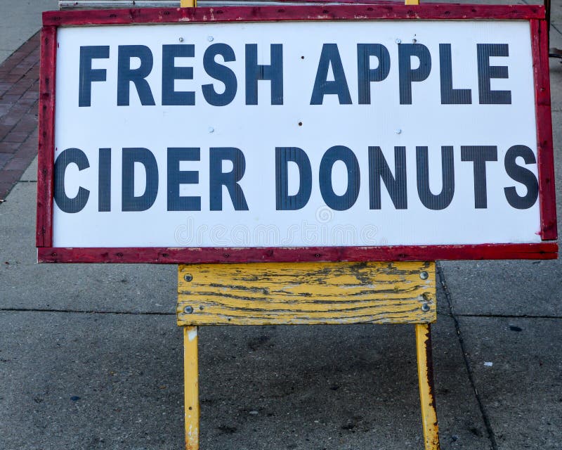 Fresh Apple Cider Donuts Sign stock photography Fresh Apple Cider Donuts Sign stock photography