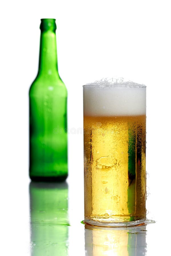 Fresh beer stock image. Image of summer, bubbles, drink 15129383