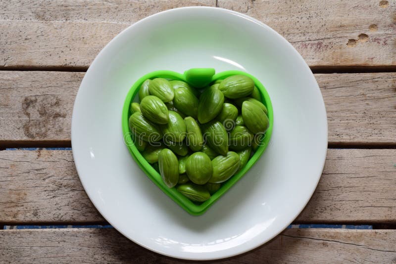 Fresh bitter bean stock photo. Image of parkia, nutrition 56336930