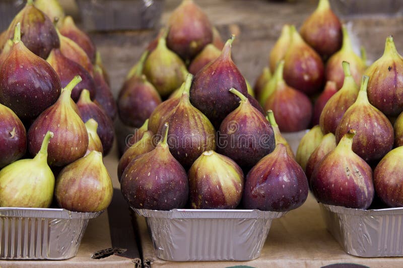 Fresh figs at the market stock image. Image of organic 70852787