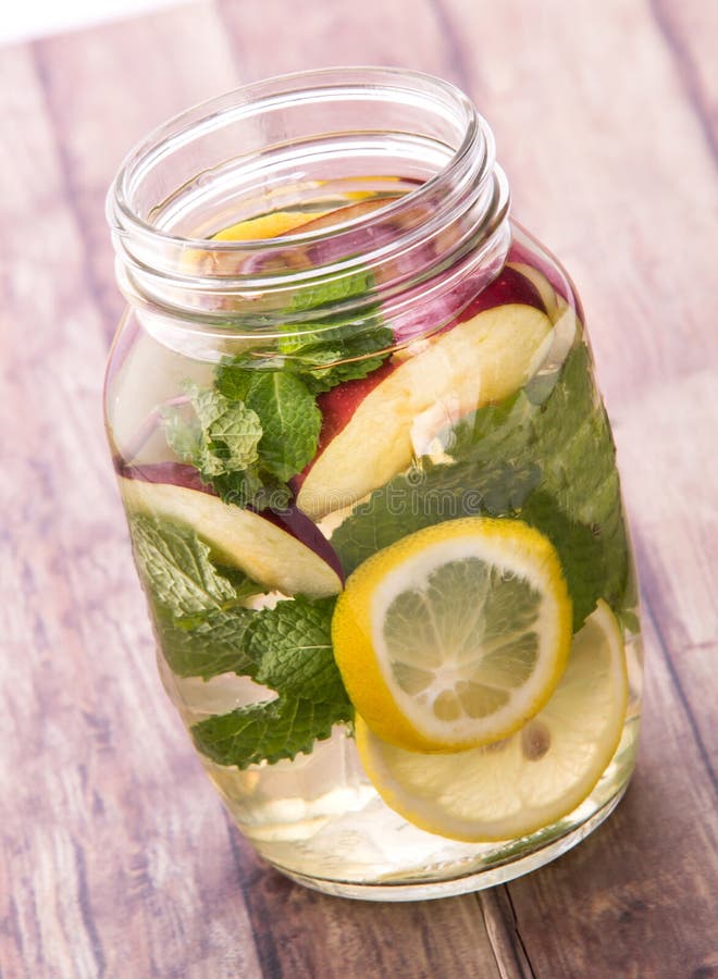 Fresh Fruit Flavored Infused Water Mix of Lemon, Apple and Mint Stock
