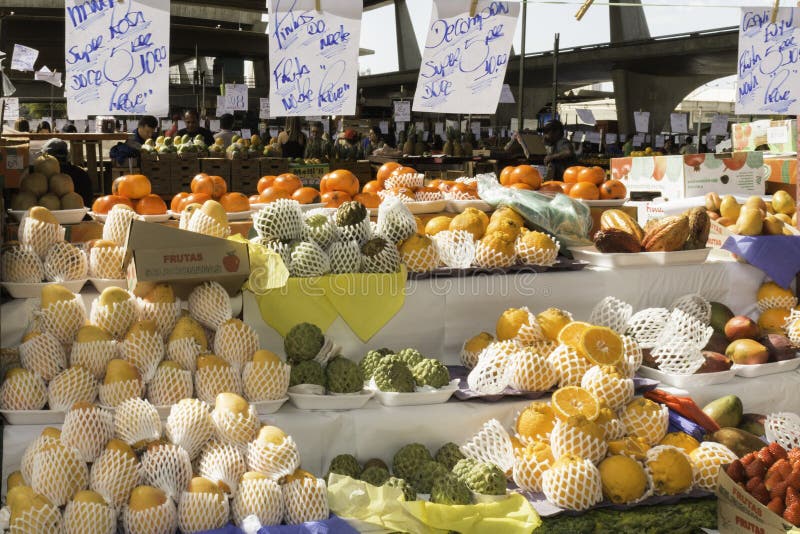 Av. Dr. GastÃ£o Vidigal, 1946, SÃ£o Paulo, SP, Brazil, Jun, 18th 2017 sunday, morning. Fresh fruits and fresh vegetables direct from the farms in Sao Paulo, SP, Brazil