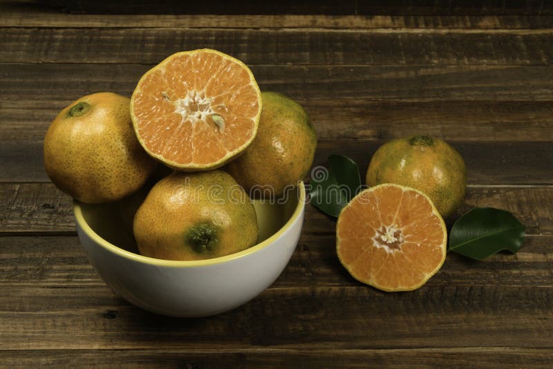 Fresh mandarin oranges stock images