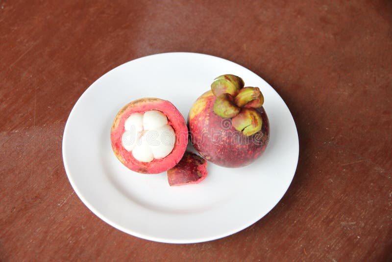Fresh Mangosteen Fruit of Peeling in Dish. Stock Photo Image of shuck, peeling 42083024