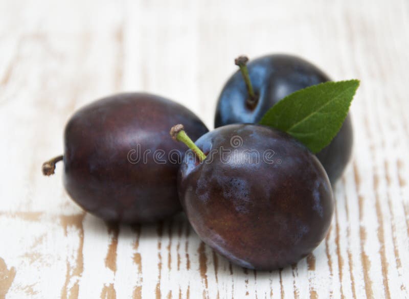 Fresh purple plums