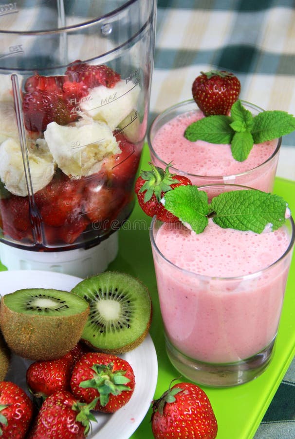 Fresh vivid smoothie stock photo. Image of energy, mixed 35169546