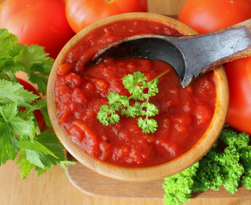 Freshly prepared sauce in bowl