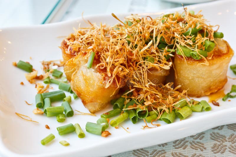 Fried chicken with lemon grass