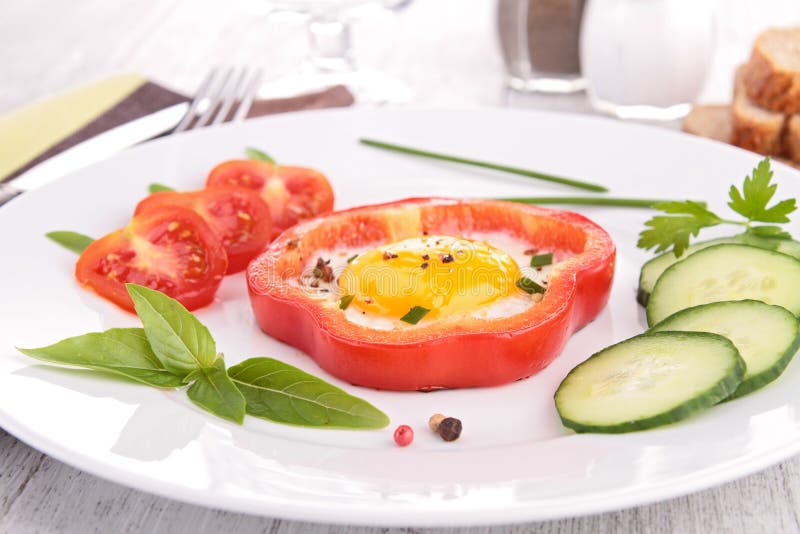 Fried egg on bell pepper stock image. Image of cuisine 32761249