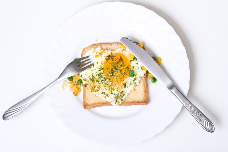 Fried egg on toast bread