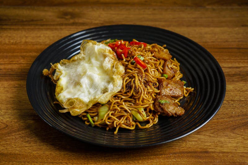 Fried Instant Noodle with fried egg.