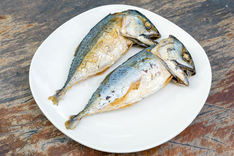 Fried Mackerels stock photo. Image of fresh, nature, breakfast 27911618