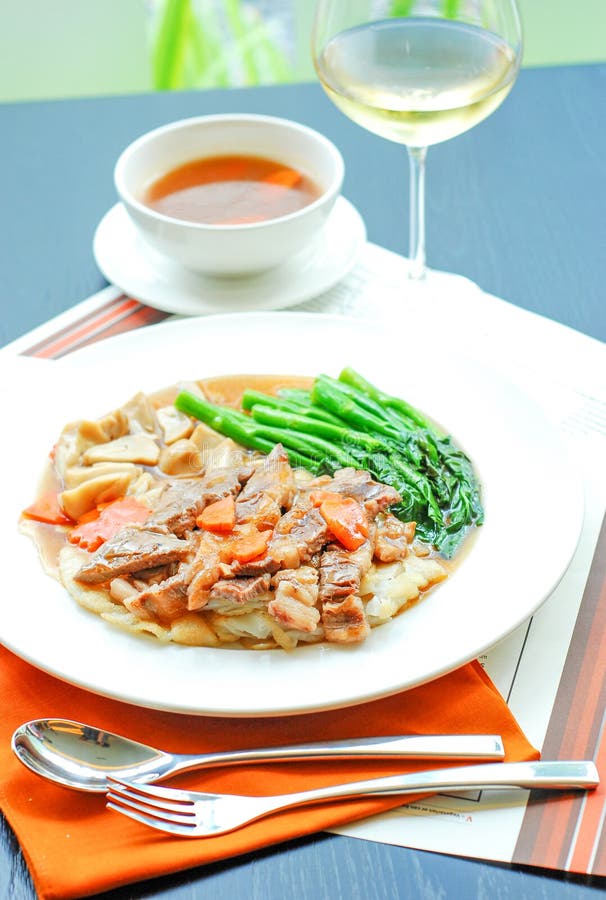 Fried Noodle in Gravy Sauce Stock Photo Image of asia, food 105168280