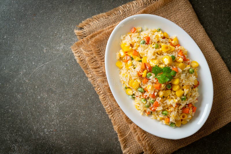 Fried Rice with Mixed Vegetable Carrot, Green Bean Peas, Corn and Egg ...