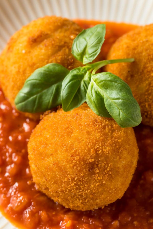 Fried Risotto Arancini profundo caseiro foto de stock