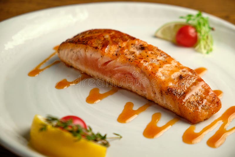 Fried salmon fillet stock image. Image of mediterranean 246193771