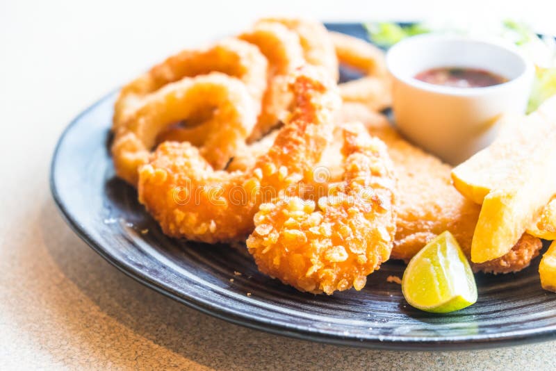 Fried Seafood platter stock image. Image of lunch, shrimp - 89935579