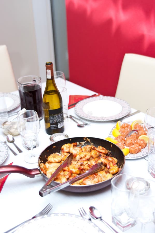 Fried Shrimp Dinner with Wine