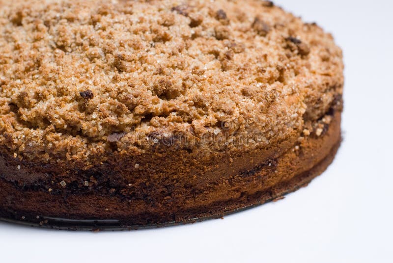 Frisch gebackener Zimtstreusel-Kaffeekuchen stockfoto