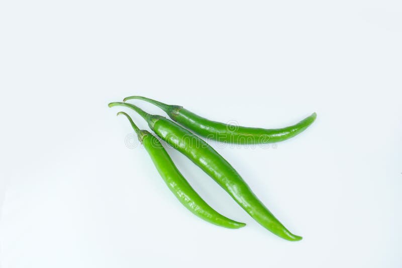 Frischer grüner Paprika drei lokalisiert auf weißem Hintergrund stockbilder Frischer grüner Paprika drei lokalisiert auf weißem Hintergrund stockbilder