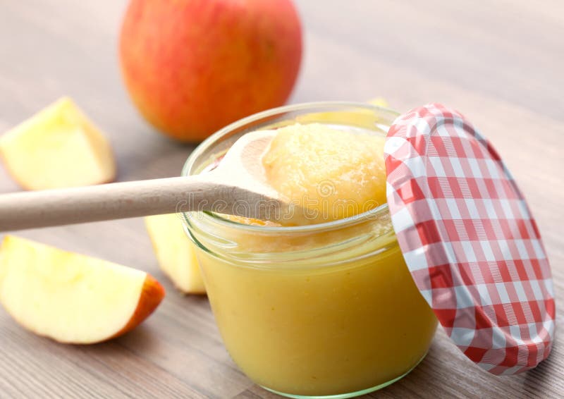 Frisches Apfelpüree Im Glas Stockfoto - Bild von glas, vegetarier: 16065032