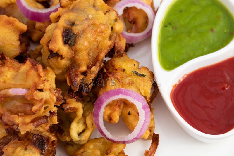 Indische Street Food Mit Verschiedenen Namen Wie Zwiebel Bhajji Pyaj ...