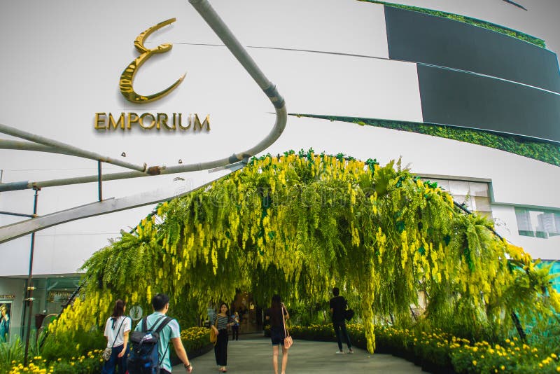 Front of the Emporium Shopping Mall in Bangkok. it Opened in 1997, Owned  and Operated by the Mall Group, Who Also Operate the EmQu Editorial Image -  Image of decoration, highrise: 119608955