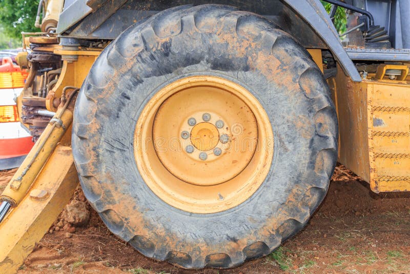 Front End Loader Tire Industrial Foto de archivo Imagen de pesado