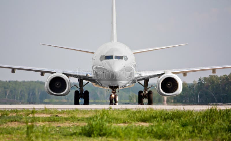 Front View of Plane before Takeoff Stock Image - Image of sunset, civil ...